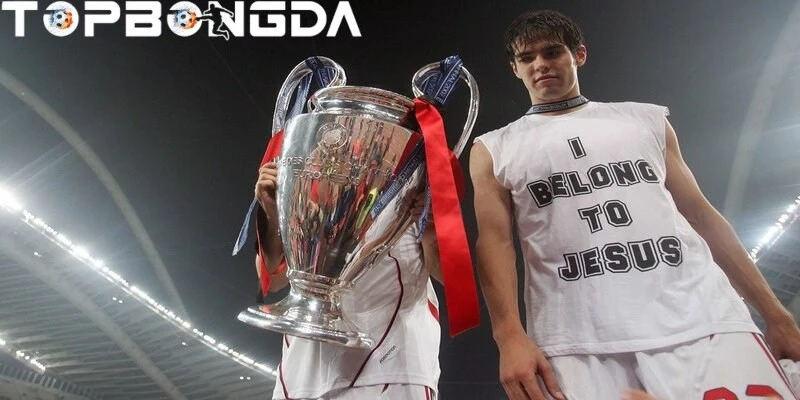 Kaka: Thiên Thần Tài Sắc Vẹn Toàn Của Làng Túc Cầu 3 Quả bóng vàng và c1 năm 2007 là đỉnh cao của anh