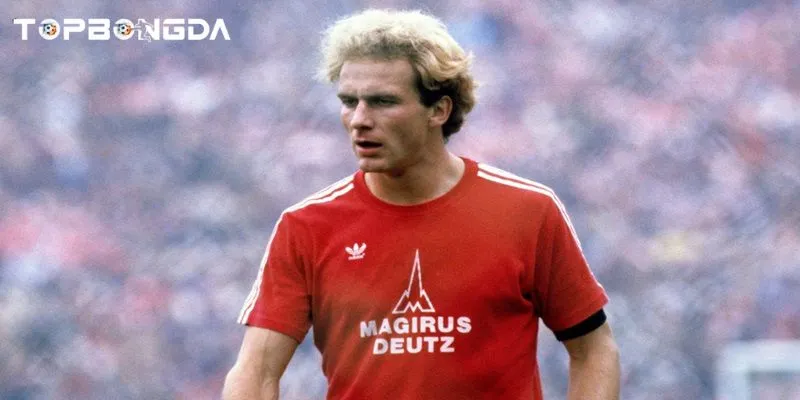Karl-Heinz Rummenigge - Từ Cầu Thủ Đến Nhà Lãnh Đạo 1 Những Năm Tháng Đầu Đầy Đam Mê